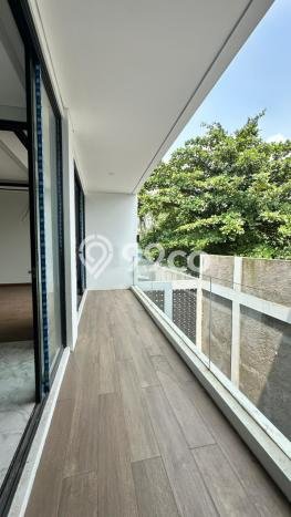 Siap Huni Rumah Mewah 6 Kamar di Cilandak Dekat ke Mana Pun Siap Huni Rumah Mewah 6 Kamar di Cilandak Dekat ke Mana Pun