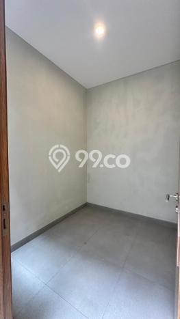 For Sale Rumah 4 Kamar Lokasi Strategis Nyaman dan Strategis di Serpong For Sale Rumah 4 Kamar Lokasi Strategis Nyaman dan Strategis di Serpong