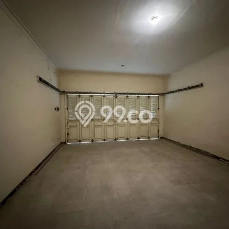 Jual Rumah Mewah Elegan Dengan View Cantik di Margorejo, Surabaya Jual Rumah Mewah Elegan Dengan View Cantik di Margorejo, Surabaya
