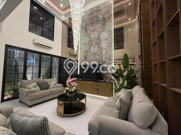 Ready to Use! Luxury House LT 200m2 Desain Elegan di BSD Ready to Use! Luxury House LT 200m2 Desain Elegan di BSD