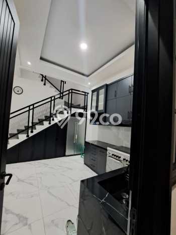 Best Deal Hunian Premium Ideal dan Luas di Ciputat, Tangerang Selatan Best Deal Hunian Premium Ideal dan Luas di Ciputat, Tangerang Selatan