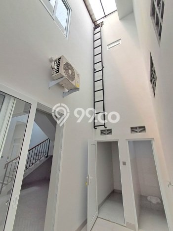 Rumah Kontrakan Tangerang LT 90m2 LB 130m2 Kawasan Gading Serpong Rumah Kontrakan Tangerang LT 90m2 LB 130m2 Kawasan Gading Serpong