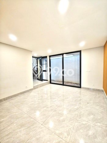 Hunian Elit LB 171m2 Siap Huni Desain Elegan di BSD, Tangerang Hunian Elit LB 171m2 Siap Huni Desain Elegan di BSD, Tangerang