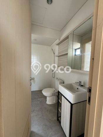 Disewakan! Rumah 3 Kamar Tidur &
3 Kamar Mandi di BSD, Tangerang Disewakan! Rumah 3 Kamar Tidur &
3 Kamar Mandi di BSD, Tangerang