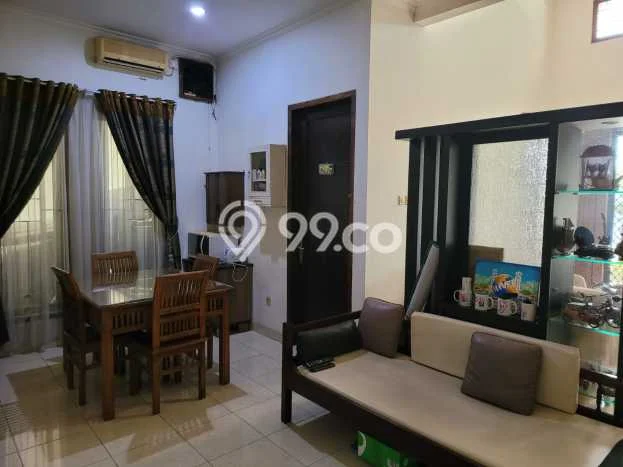 Disewakan Cepat Rumah Kondisi Bagus di Area Serpong, Tangerang Selatan Disewakan Cepat Rumah Kondisi Bagus di Area Serpong, Tangerang Selatan