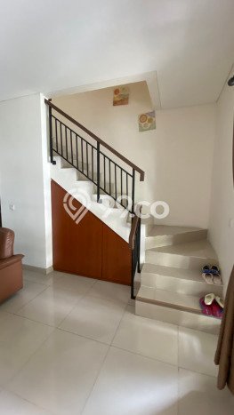 Hunian Nyaman Asri 2 KT Siap Pakai di BSD Tangerang Hunian Nyaman Asri 2 KT Siap Pakai di BSD Tangerang