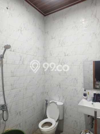 For Sale Rumah 4 Kamar Lokasi Ideal Nyaman dan Strategis di Karawaci For Sale Rumah 4 Kamar Lokasi Ideal Nyaman dan Strategis di Karawaci