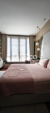 Hunian Mewah Siap Huni LT 220m2 di BSD, Tangerang Selatan Hunian Mewah Siap Huni LT 220m2 di BSD, Tangerang Selatan