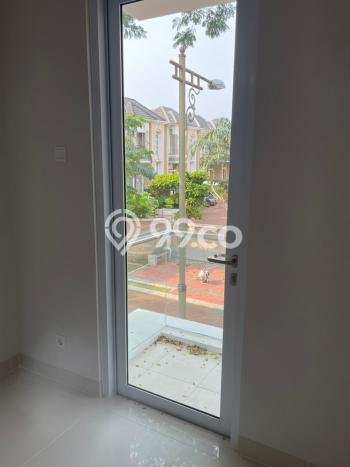 For Sale Hunian Rumah Terawat 3 KT di Gading Serpong, Tangerang For Sale Hunian Rumah Terawat 3 KT di Gading Serpong, Tangerang