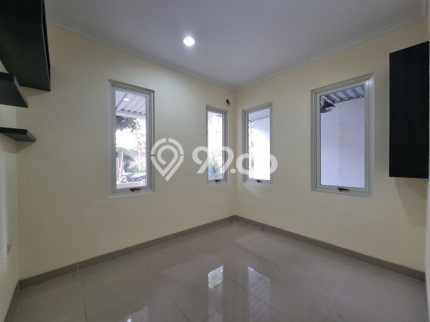 For Sale Hunian Rumah Terawat 3 Kamar di Gading Serpong, Tangerang For Sale Hunian Rumah Terawat 3 Kamar di Gading Serpong, Tangerang
