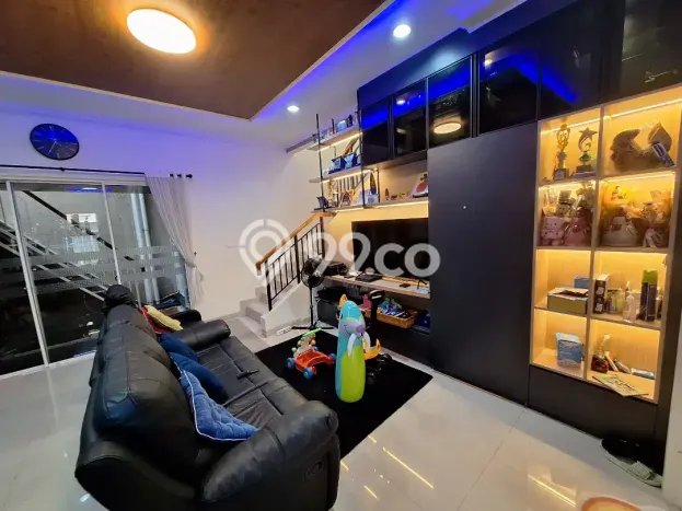 Rumah Elit LB 166m2 Siap Huni Desain Elegan di Gading Serpong, Tangerang Rumah Elit LB 166m2 Siap Huni Desain Elegan di Gading Serpong, Tangerang