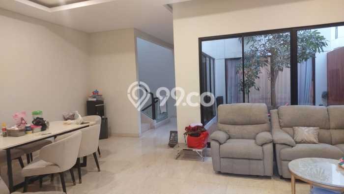 Dijual Rumah Mewah Elegan Dengan View Eksklusif di Gading Serpong, Tangerang Dijual Rumah Mewah Elegan Dengan View Eksklusif di Gading Serpong, Tangerang