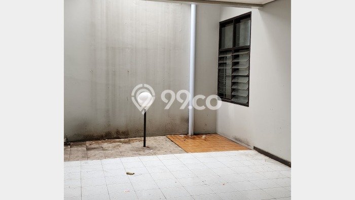 Jual Rumah Strategis Bagus Punya 2 KT di Serpong Tangerang Selatan SHM Jual Rumah Strategis Bagus Punya 2 KT di Serpong Tangerang Selatan SHM