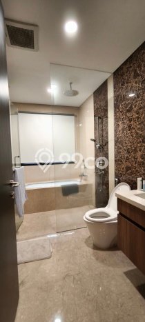 Hunian Mewah Siap Huni LT 220m2 di BSD, Tangerang Selatan Hunian Mewah Siap Huni LT 220m2 di BSD, Tangerang Selatan