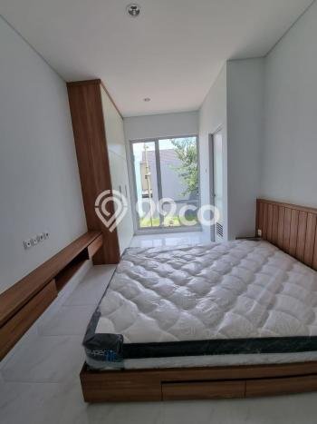 Jual Rumah Eksklusif 2 KT di Gading Serpong, Tangerang Jual Rumah Eksklusif 2 KT di Gading Serpong, Tangerang
