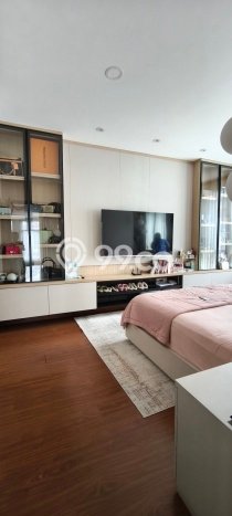 Hunian Mewah Siap Huni LT 220m2 di BSD, Tangerang Selatan Hunian Mewah Siap Huni LT 220m2 di BSD, Tangerang Selatan