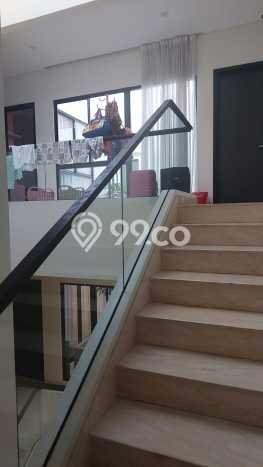 Dijual Rumah Mewah Elegan Dengan View Eksklusif di Gading Serpong, Tangerang Dijual Rumah Mewah Elegan Dengan View Eksklusif di Gading Serpong, Tangerang