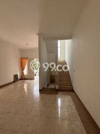 Rumah Luas Asri 3 KT Siap Pakai di Gading Serpong Tangerang Rumah Luas Asri 3 KT Siap Pakai di Gading Serpong Tangerang