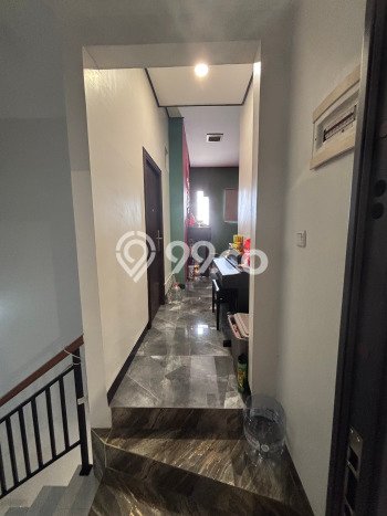 Rumah Elit Modern Tanpa Renovasi di Gading Serpong Tangerang Rumah Elit Modern Tanpa Renovasi di Gading Serpong Tangerang