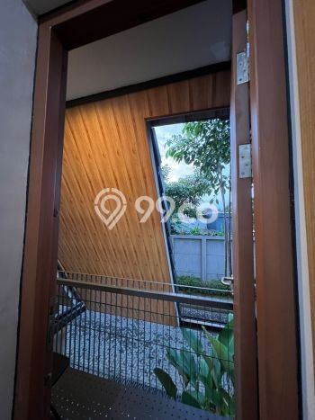 Rumah Modern Cantik 2 Kamar Siap Huni di BSD Rumah Modern Cantik 2 Kamar Siap Huni di BSD