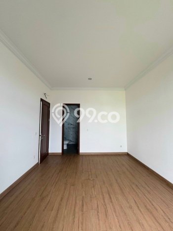 Rumah Eksklusif Siap Huni LT 232m2 di BSD, Tangerang Selatan Rumah Eksklusif Siap Huni LT 232m2 di BSD, Tangerang Selatan