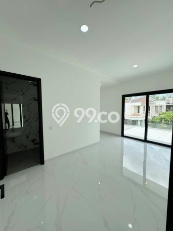 Dijual Rumah Premium dengan Fasilitas Sekitar Lengkap di BSD, Tangerang Selatan Dijual Rumah Premium dengan Fasilitas Sekitar Lengkap di BSD, Tangerang Selatan