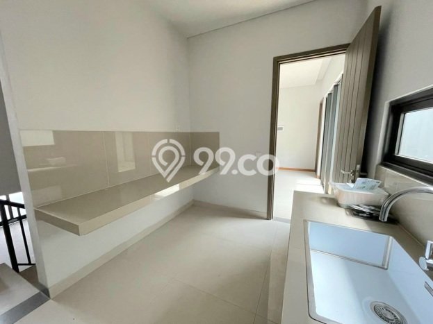 Hunian Eksklusif Siap Huni LT 180m2 di BSD, Tangerang Selatan Hunian Eksklusif Siap Huni LT 180m2 di BSD, Tangerang Selatan