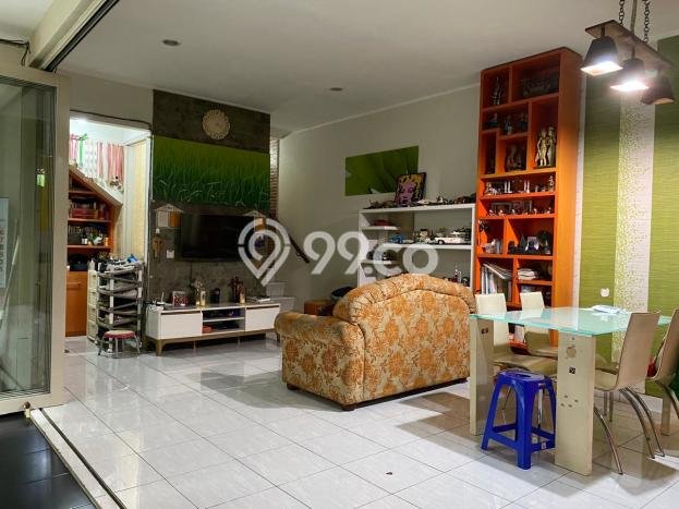 Dijual Rumah 4 Kamar Lokasi Strategis Nyaman dan Strategis di BSD Dijual Rumah 4 Kamar Lokasi Strategis Nyaman dan Strategis di BSD
