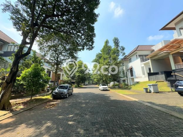 Rumah Elit Modern Tanpa Renovasi di BSD De Park Tangerang Rumah Elit Modern Tanpa Renovasi di BSD De Park Tangerang