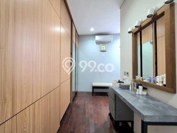 Hunian Eksklusif Dijual LT 400m2 di BSD, Tangerang Selatan Hunian Eksklusif Dijual LT 400m2 di BSD, Tangerang Selatan