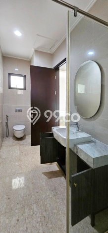 Hunian Mewah Siap Huni LT 200m2 di BSD, Tangerang Selatan Hunian Mewah Siap Huni LT 200m2 di BSD, Tangerang Selatan