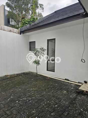 Jual Rumah Mewah Elegan Dengan View Cantik di BSD The Icon, Tangerang Jual Rumah Mewah Elegan Dengan View Cantik di BSD The Icon, Tangerang