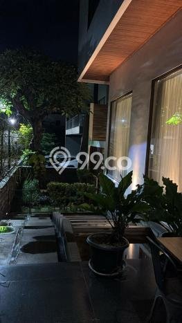 Rumah Mewah LB 790m2 Siap Huni Desain Elegan di Modernland, Tangerang Rumah Mewah LB 790m2 Siap Huni Desain Elegan di Modernland, Tangerang