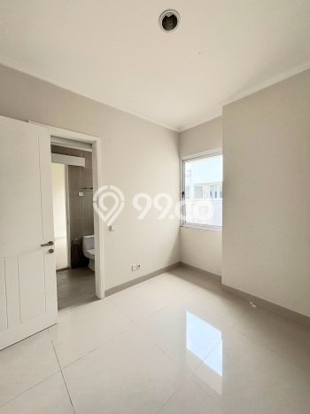 Rumah Elit Modern Tanpa Renovasi di BSD Green Wich Tangerang Rumah Elit Modern Tanpa Renovasi di BSD Green Wich Tangerang