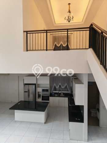 Hunian Elit LB 400m2 Siap Huni Desain Elegan di BSD Foresta, Tangerang Hunian Elit LB 400m2 Siap Huni Desain Elegan di BSD Foresta, Tangerang