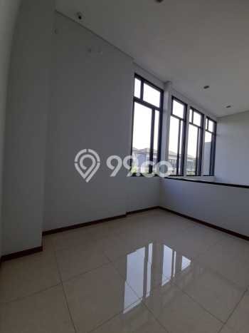 Rumah Luxury Modern Siap Huni di BSD Tangerang Rumah Luxury Modern Siap Huni di BSD Tangerang