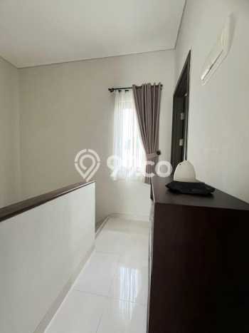 Dijual Rumah Eksklusif 3 KT di BSD Nusaloka, Tangerang Dijual Rumah Eksklusif 3 KT di BSD Nusaloka, Tangerang