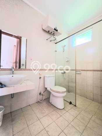 Dijual Rumah Mewah Elegan Dengan View Eksklusif di BSD De Park, Tangerang Dijual Rumah Mewah Elegan Dengan View Eksklusif di BSD De Park, Tangerang