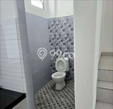 Area Ramai! Ruko Dijual di Medan Polonia untuk Bisnis Luas Bangunan 224m2 Area Ramai! Ruko Dijual di Medan Polonia untuk Bisnis Luas Bangunan 224m2