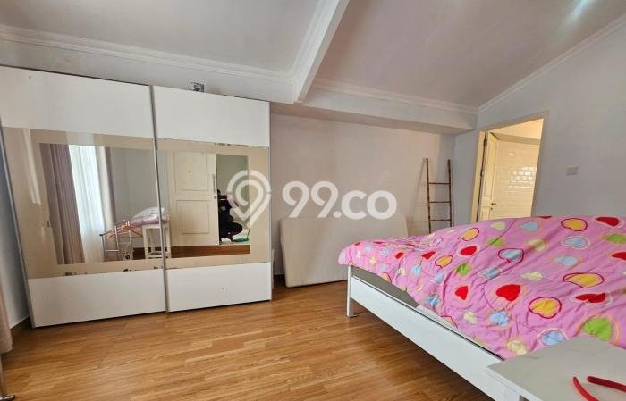 Vila di , Area 288m2m², Area Asri Vila di , Area 288m2m², Area Asri