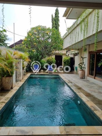 Vila Kawasan , Luas 300m2m², Cocok untuk tempat tinggal Anda Vila Kawasan , Luas 300m2m², Cocok untuk tempat tinggal Anda