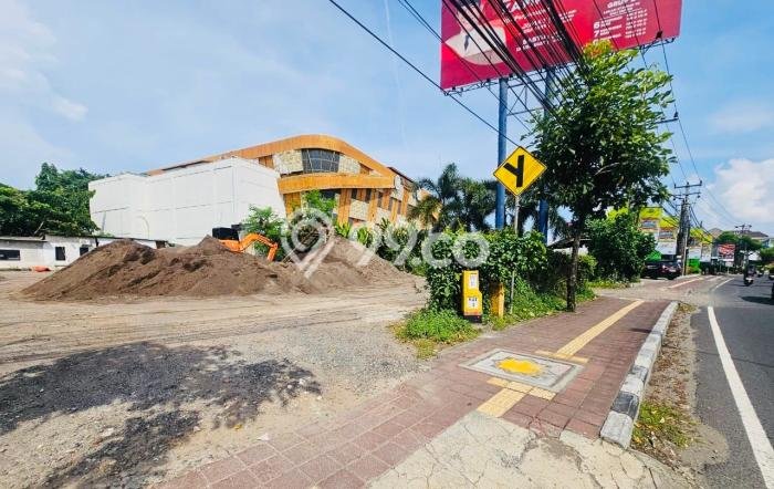 Jarang Ada! Tanah di Kuta Punya Luas 1000m2 SHM Jarang Ada! Tanah di Kuta Punya Luas 1000m2 SHM