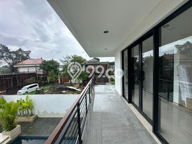 HARGA TERBAIK! Vila Kawasan , Area 330m2m², Lokasi Elite dengan privasi terjaga HARGA TERBAIK! Vila Kawasan , Area 330m2m², Lokasi Elite dengan privasi terjaga