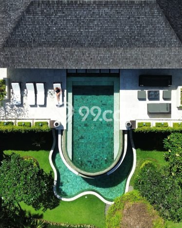 Vila Kawasan , Luas 1729m2m², Dekat ke Pusat Kota Vila Kawasan , Luas 1729m2m², Dekat ke Pusat Kota