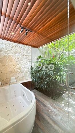 KESEMPATAN EMAS! Vila di , Area 400m2m², Kawasan Berkembang dengan prospek naik KESEMPATAN EMAS! Vila di , Area 400m2m², Kawasan Berkembang dengan prospek naik