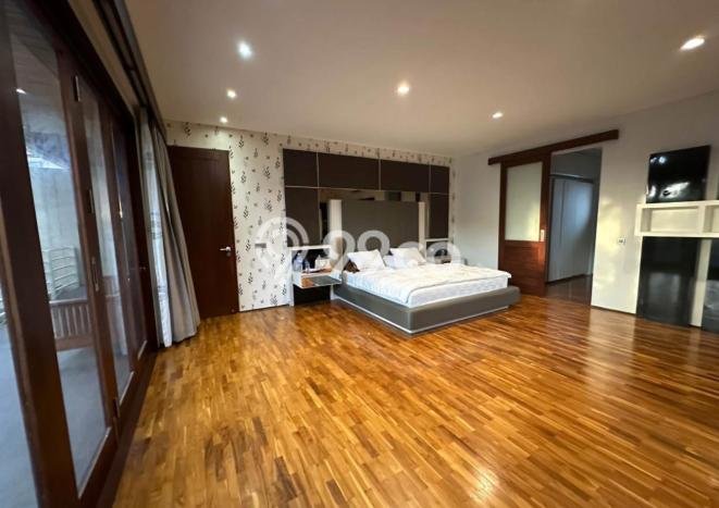 Jual Rumah Mewah Elegan Dengan View Eksklusif di Gatot Subroto, Denpasar Jual Rumah Mewah Elegan Dengan View Eksklusif di Gatot Subroto, Denpasar