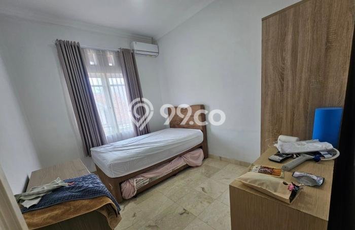 Vila di , Area 288m2m², Area Asri Vila di , Area 288m2m², Area Asri