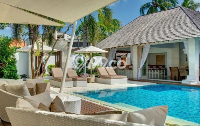 Kesempatan Investasi! Vila Kawasan , Dimensi 1050m2m², ROI Tinggi untuk bisnis Kesempatan Investasi! Vila Kawasan , Dimensi 1050m2m², ROI Tinggi untuk bisnis