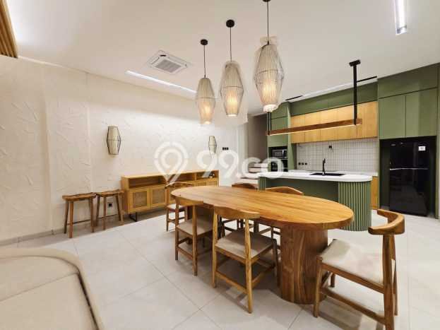 Vila Premium Kawasan , Ukuran 180m2m², Posisi Strategis dengan akses mudah Vila Premium Kawasan , Ukuran 180m2m², Posisi Strategis dengan akses mudah