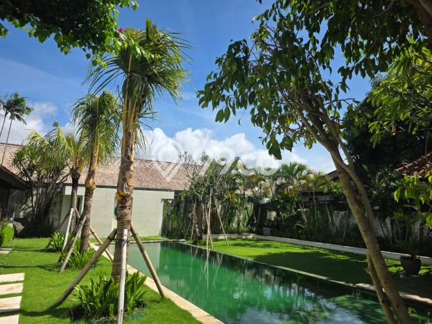 Vila Kawasan , Area 726m2m², Lingkungan Asri untuk hunian Vila Kawasan , Area 726m2m², Lingkungan Asri untuk hunian